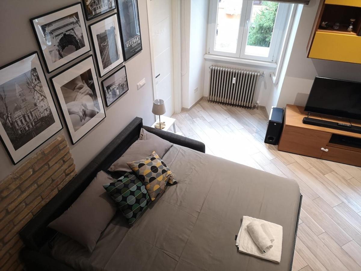 The Train Retreat Apartment Rom